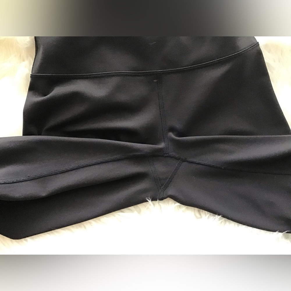 lululemon athletica Black High-Waisted Leggings - Picture 12 of 12